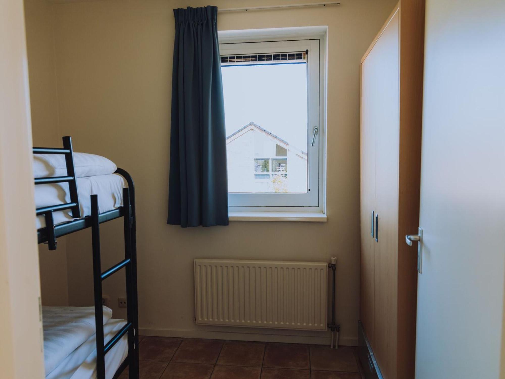 Tidy With Dishwasher Close To Amsterdam Apartamento Uitgeest