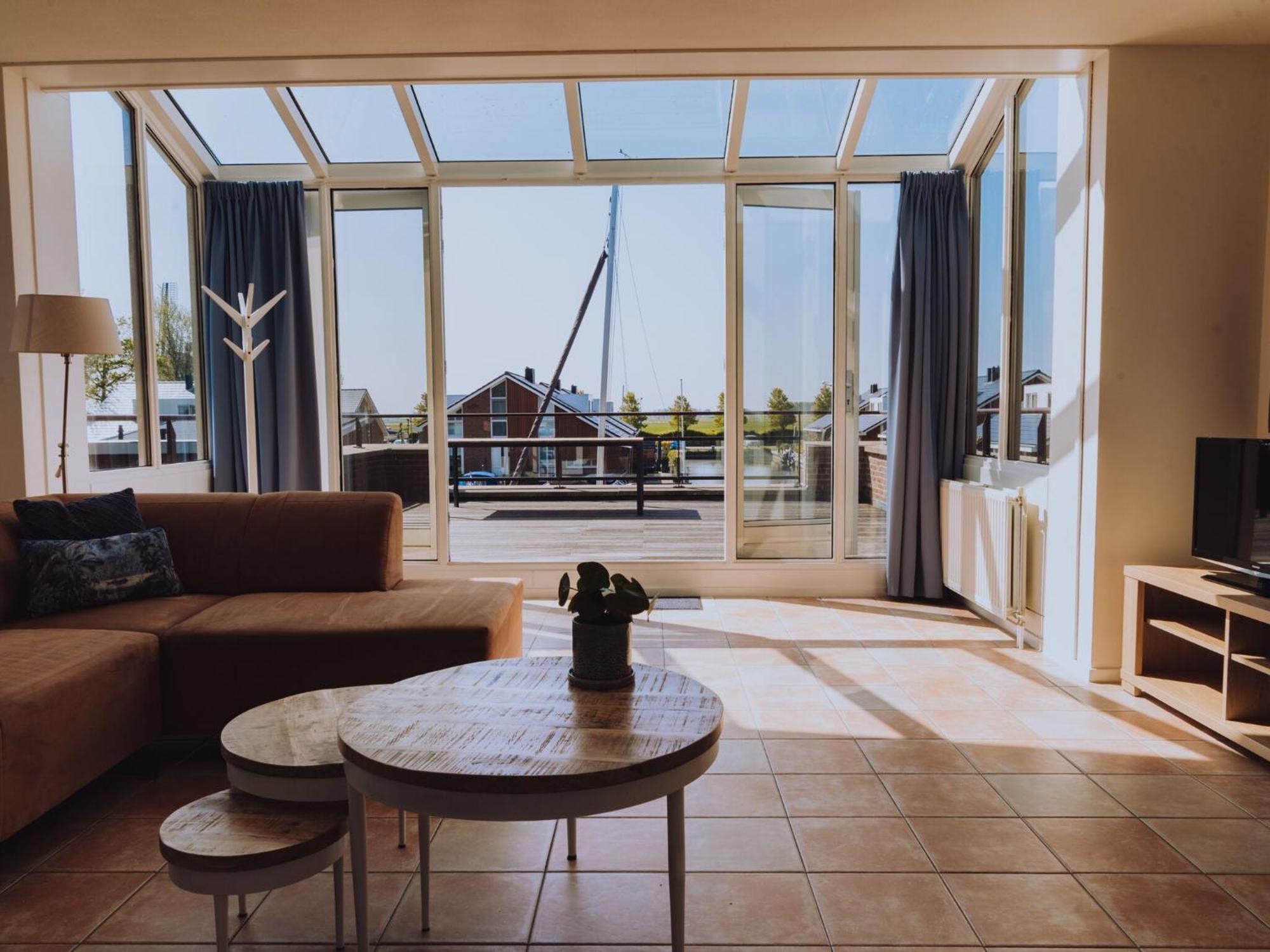 Tidy With Dishwasher Close To Amsterdam Apartamento *